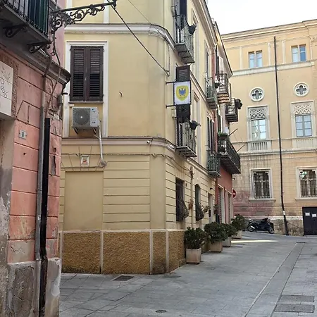 - Affaccio Sul Municipio *